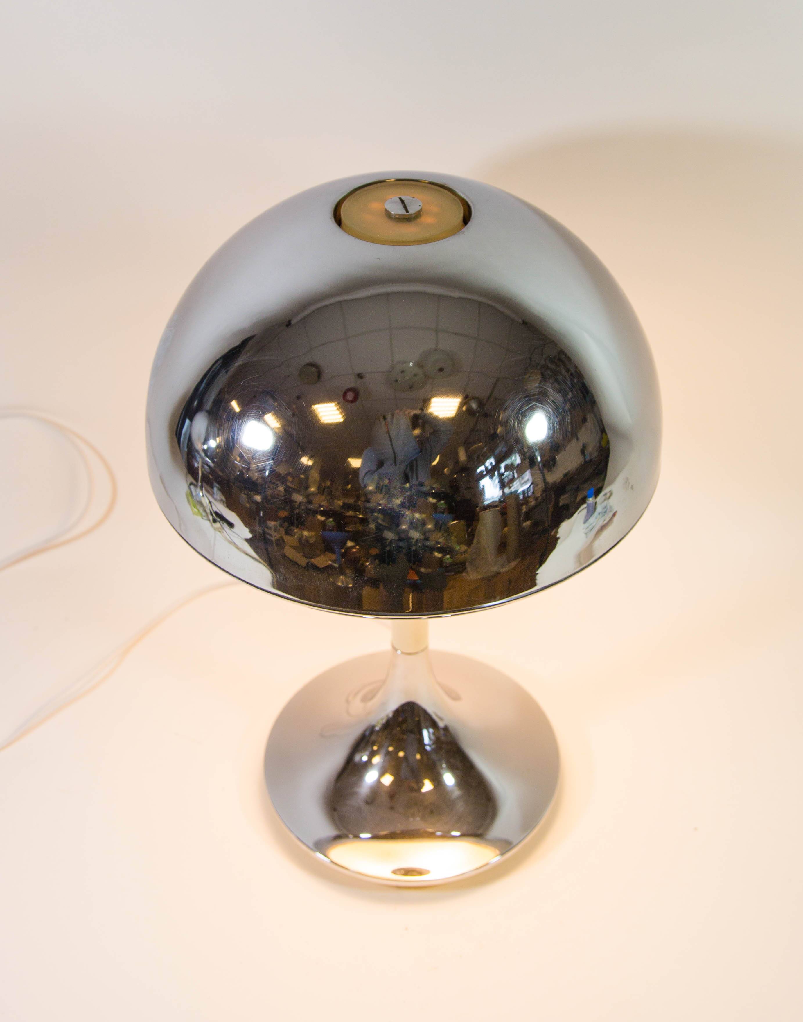 Space-age table lamp - Fase Madrid/Grin Luz - 2 available - vintage 60's