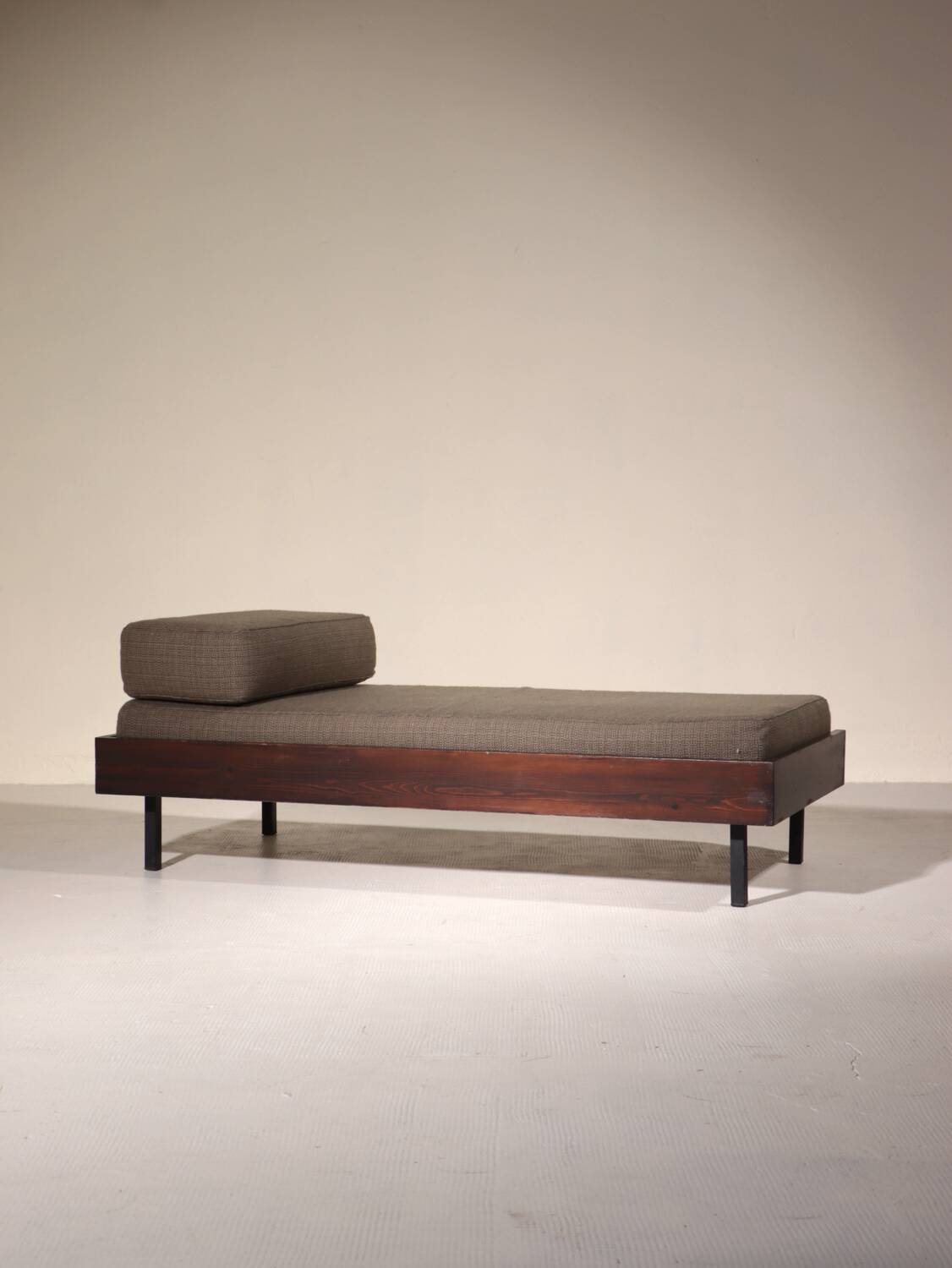 Vintage daybed 1960