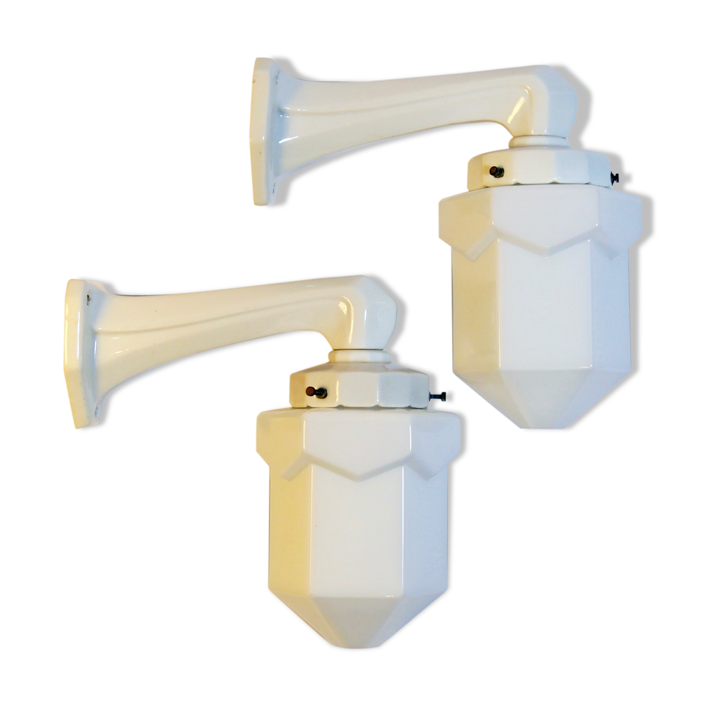 Porcelain art deco appliques