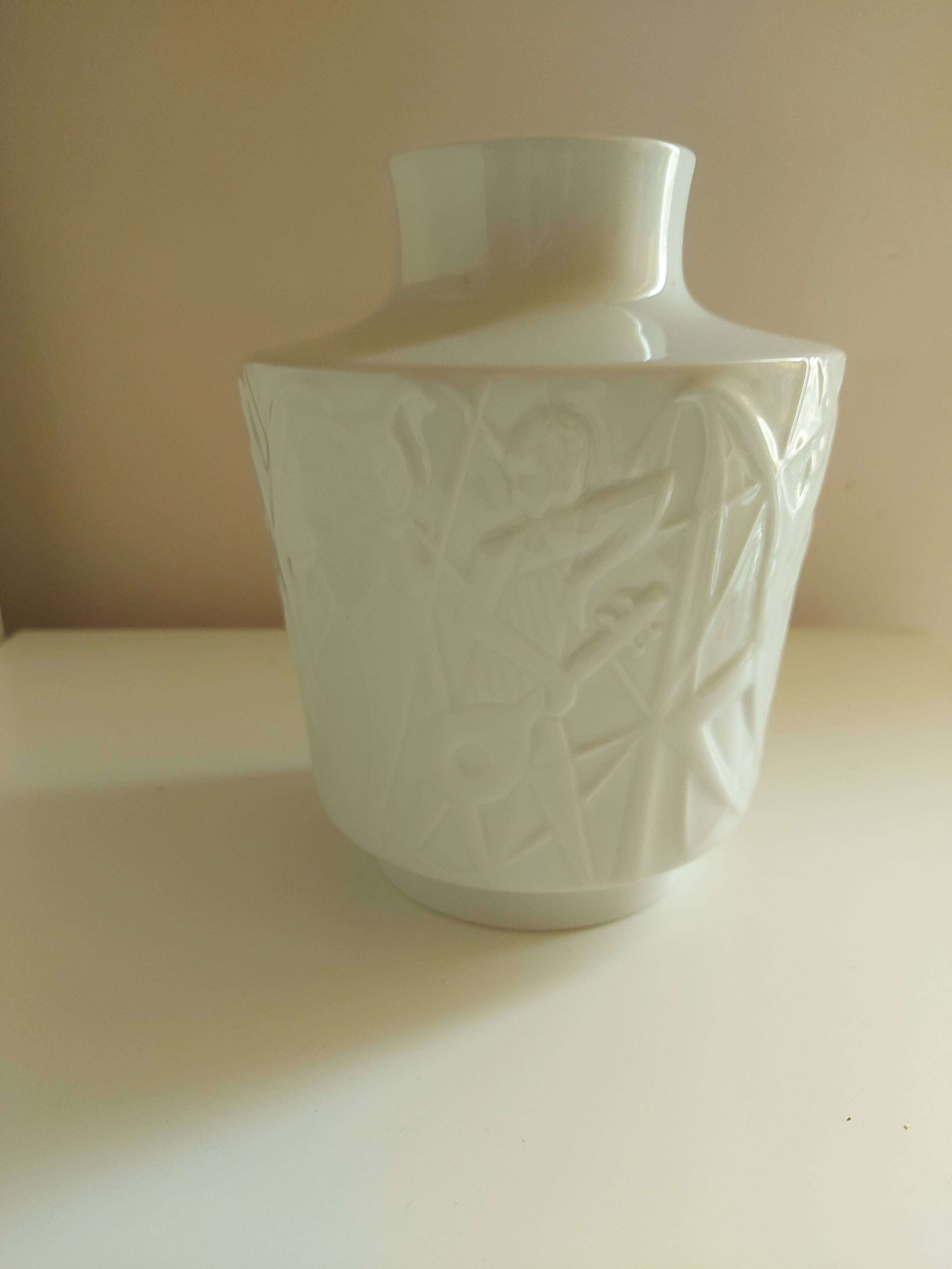 Edelstein ceramic vase, by Kurt Wendler