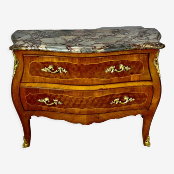 Louis XV style chest of drawers, precious wood cube marquetry, rosewood, violet wood.