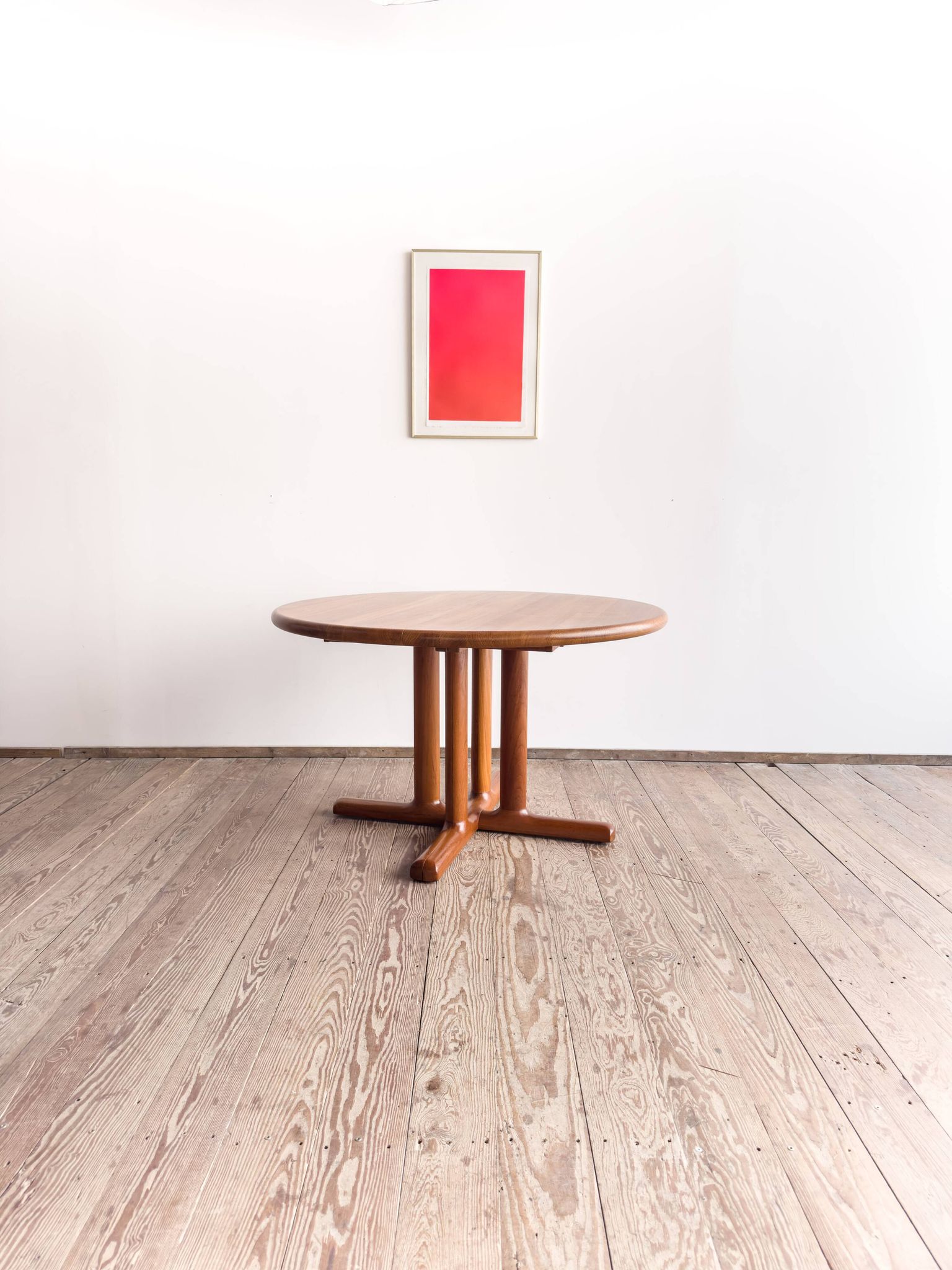 Table ronde extensible en teck de Dyrlund, Danemark
