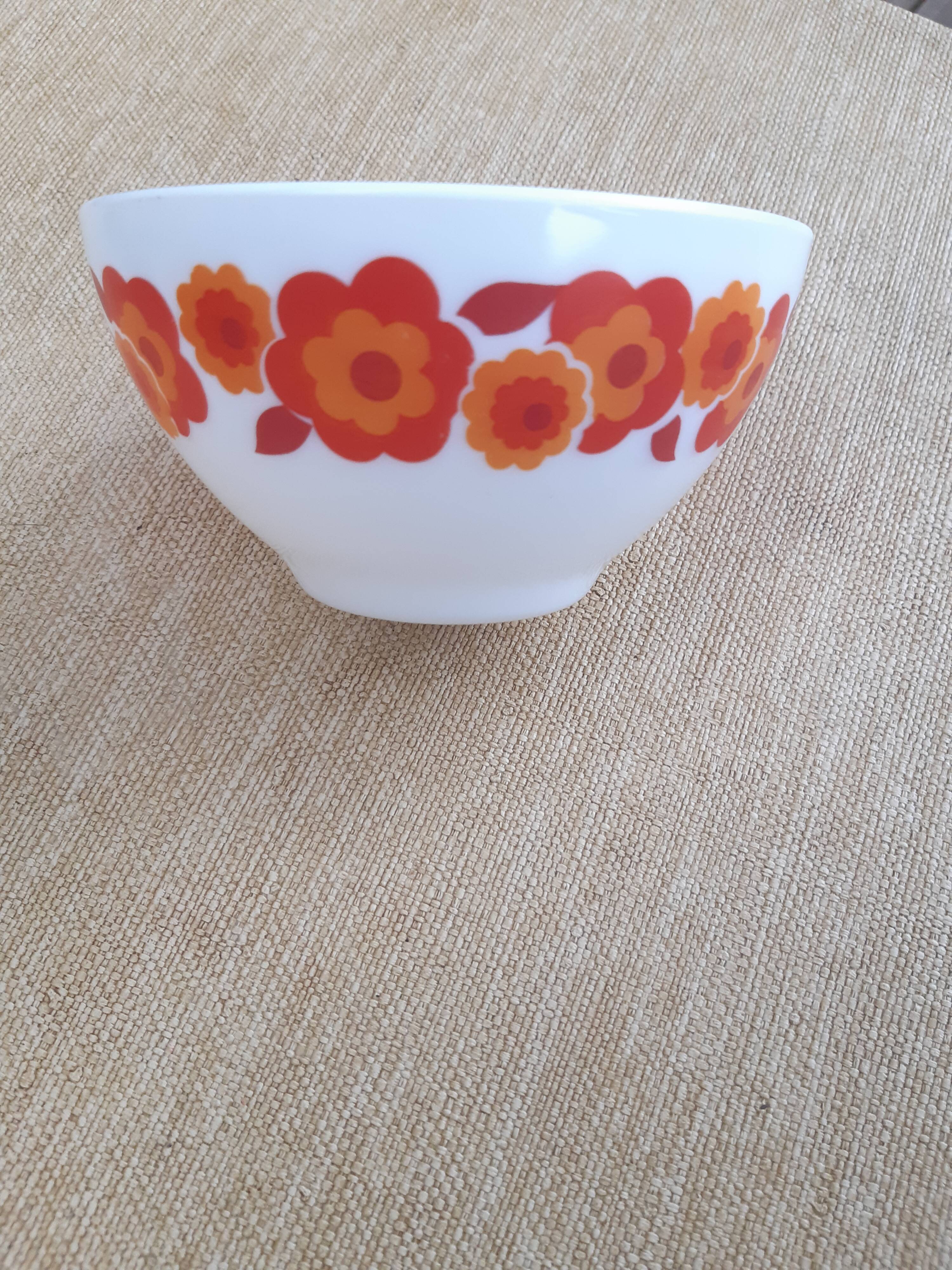 Rare vintage lotus arcopal bowl