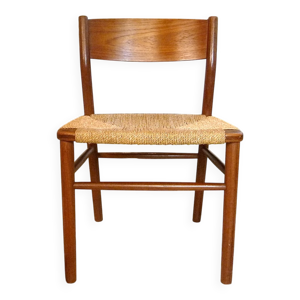 Chaise en teck modèle
