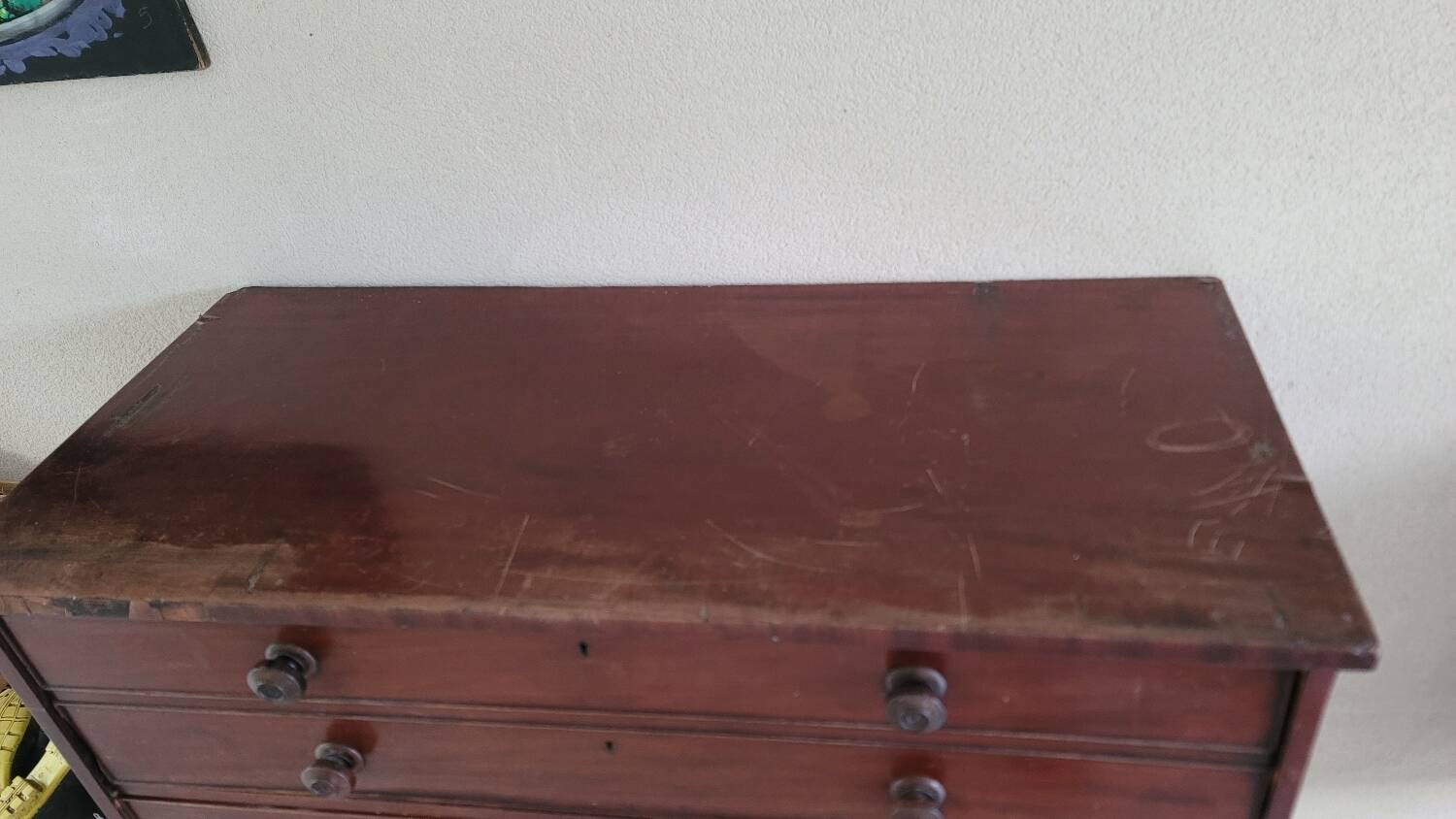 Victorian chest of drawers