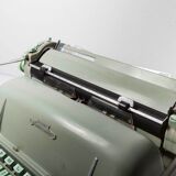 Typewriter Hermès Ambassador green 1962