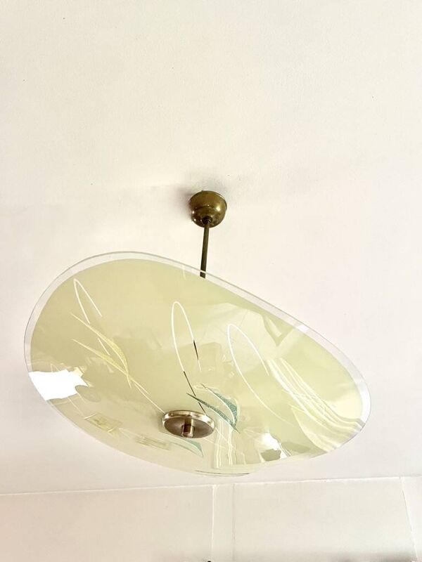 Suspension coupelle asymétrique jaune pâle 1960