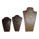 3 busts wooden necklace jewelry display