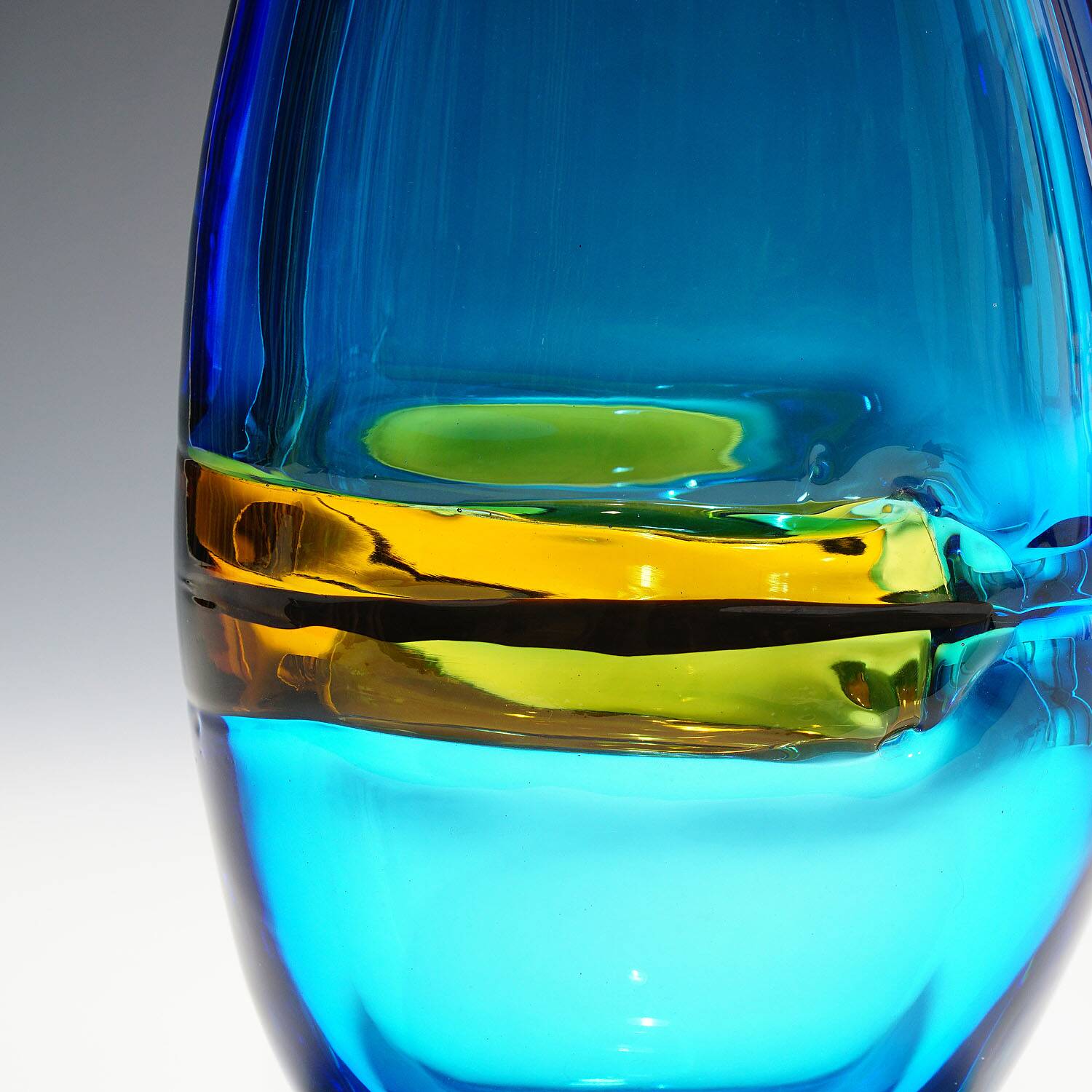 Large vase Alfredo Barbini 'double incalmo', Venice around 1968