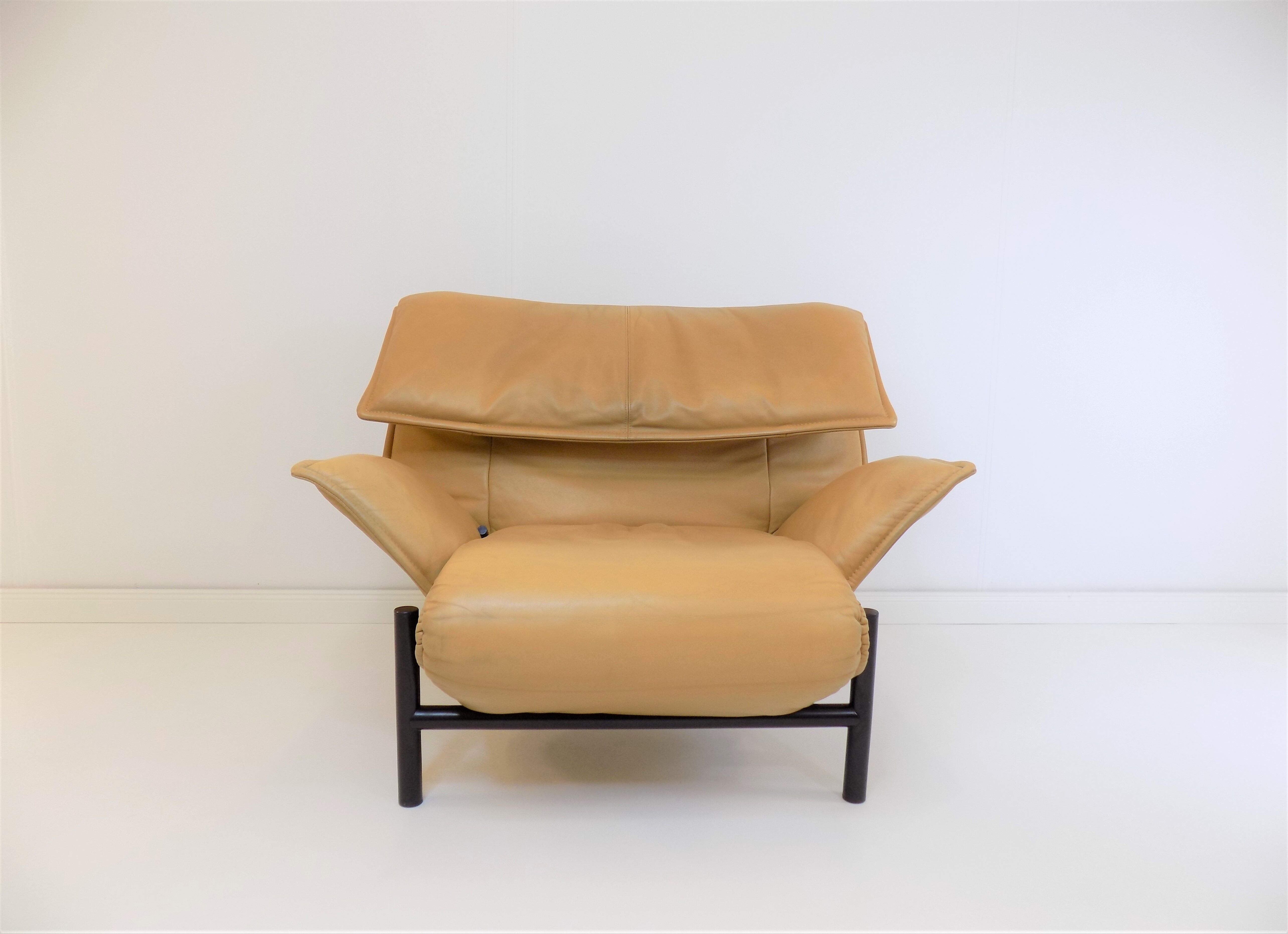 Cassina Veranda leather armchair by Vico Magistretti