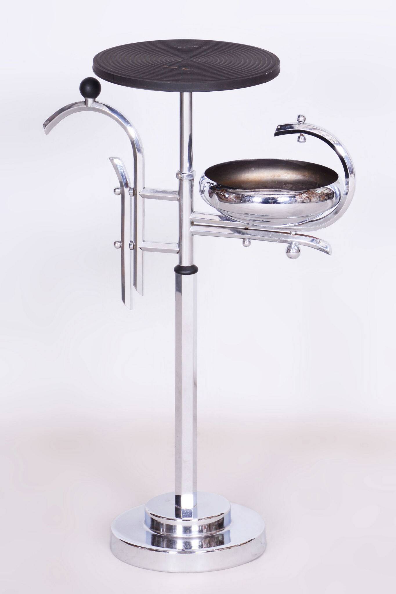 Restored Bauhaus Small Table, Unusual Design, Chrome, Bakelit, Germany, 1930s