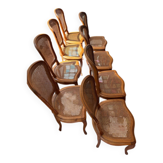 Chaises en bois et rotin