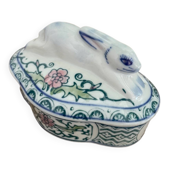 Rabbit porcelain box