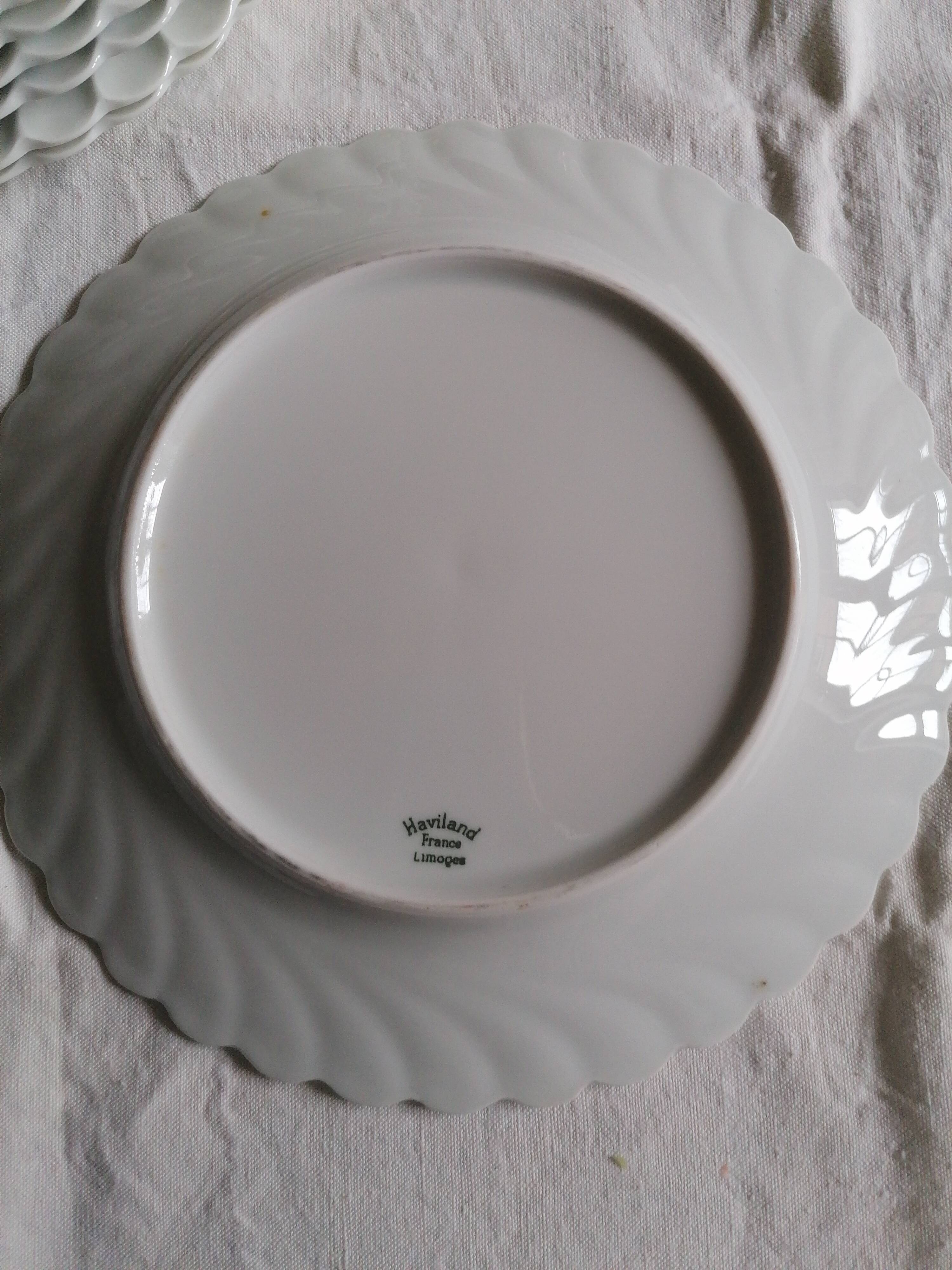 12 Haviland dinner plates