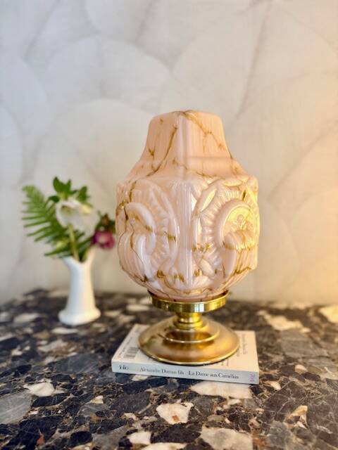 Lampe Art Déco Building en opaline marbrée