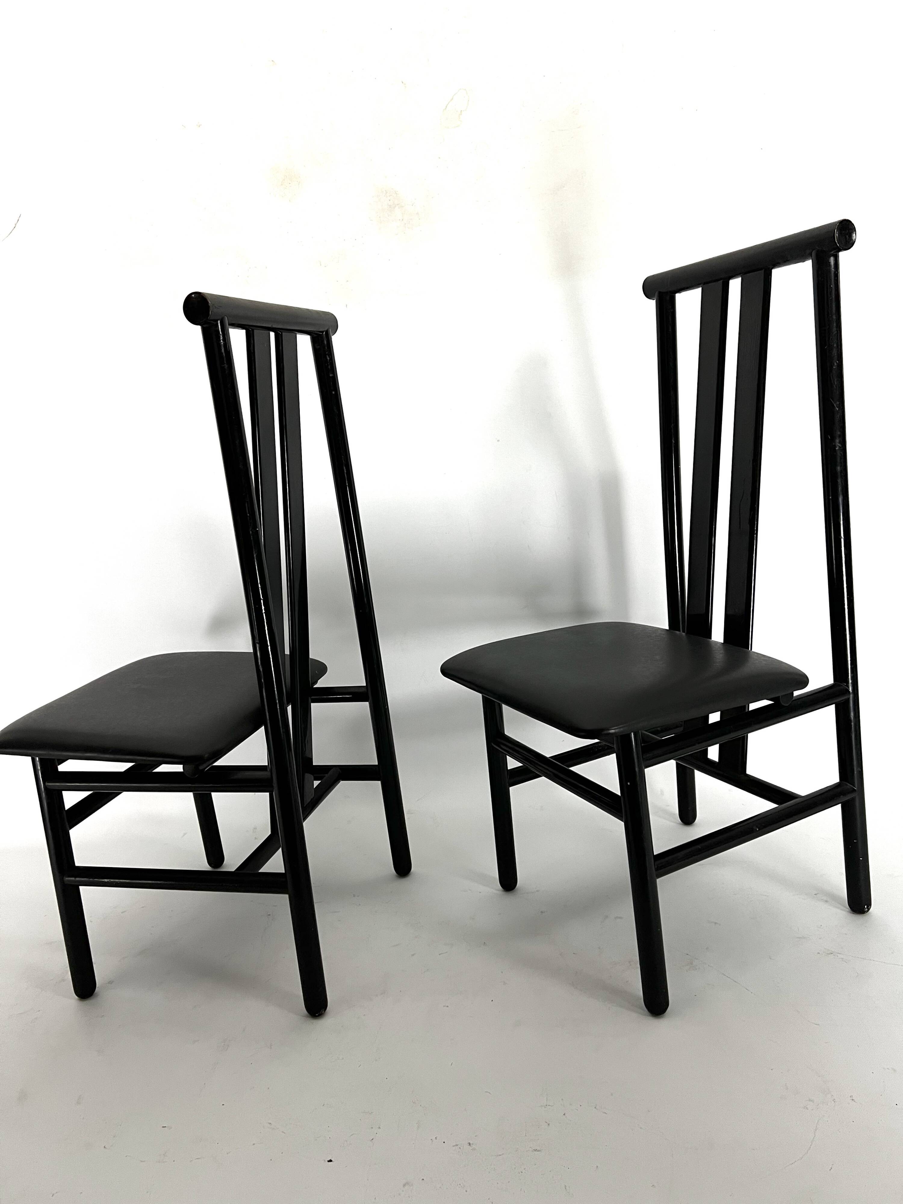 Mid-Century Set of four Zea dining chairs by Annig Sarian for T70. Italy 1980s