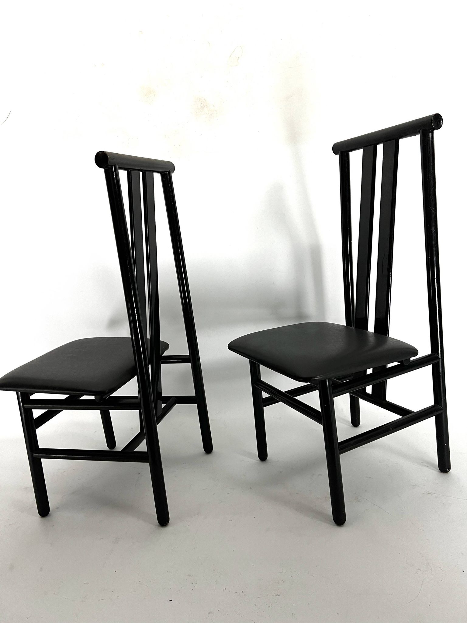 Mid-Century Set of four Zea dining chairs by Annig Sarian for T70. Italy 1980s