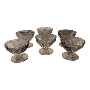 suite de 6 Coupes à