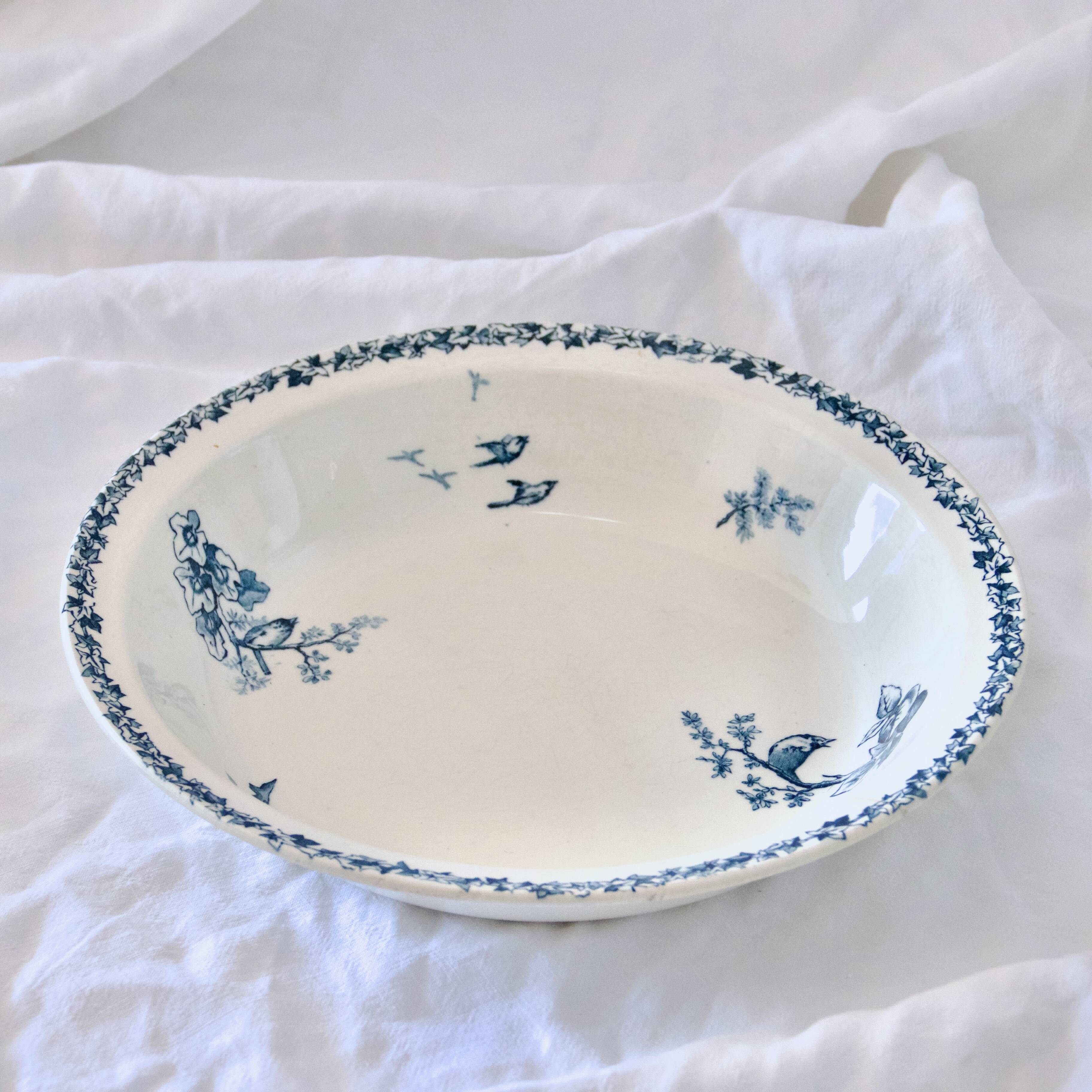 Rare old 19th century iron earth bird dish Choisy-le-Roi HB & C