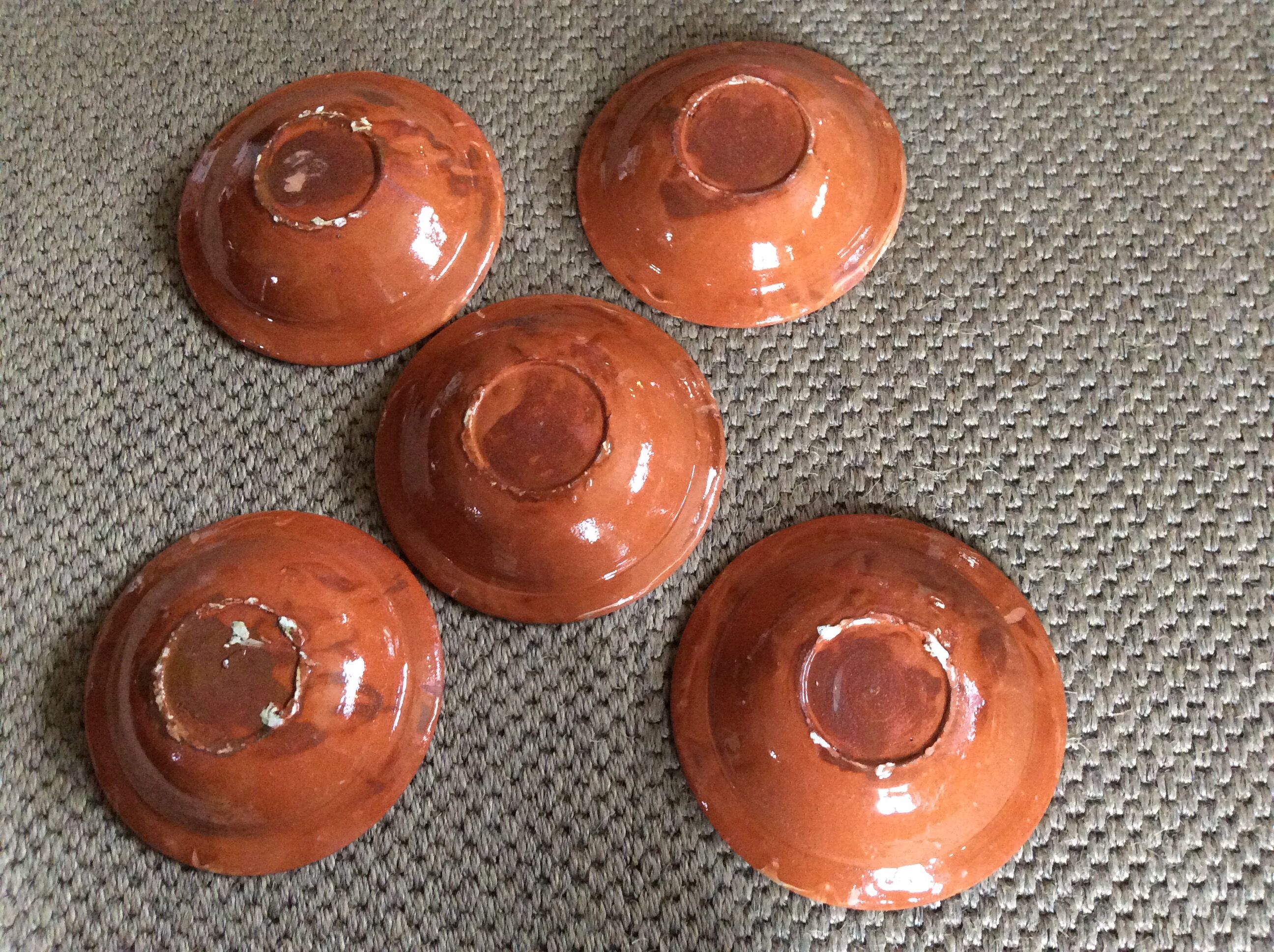 Series of 5 hollow plates