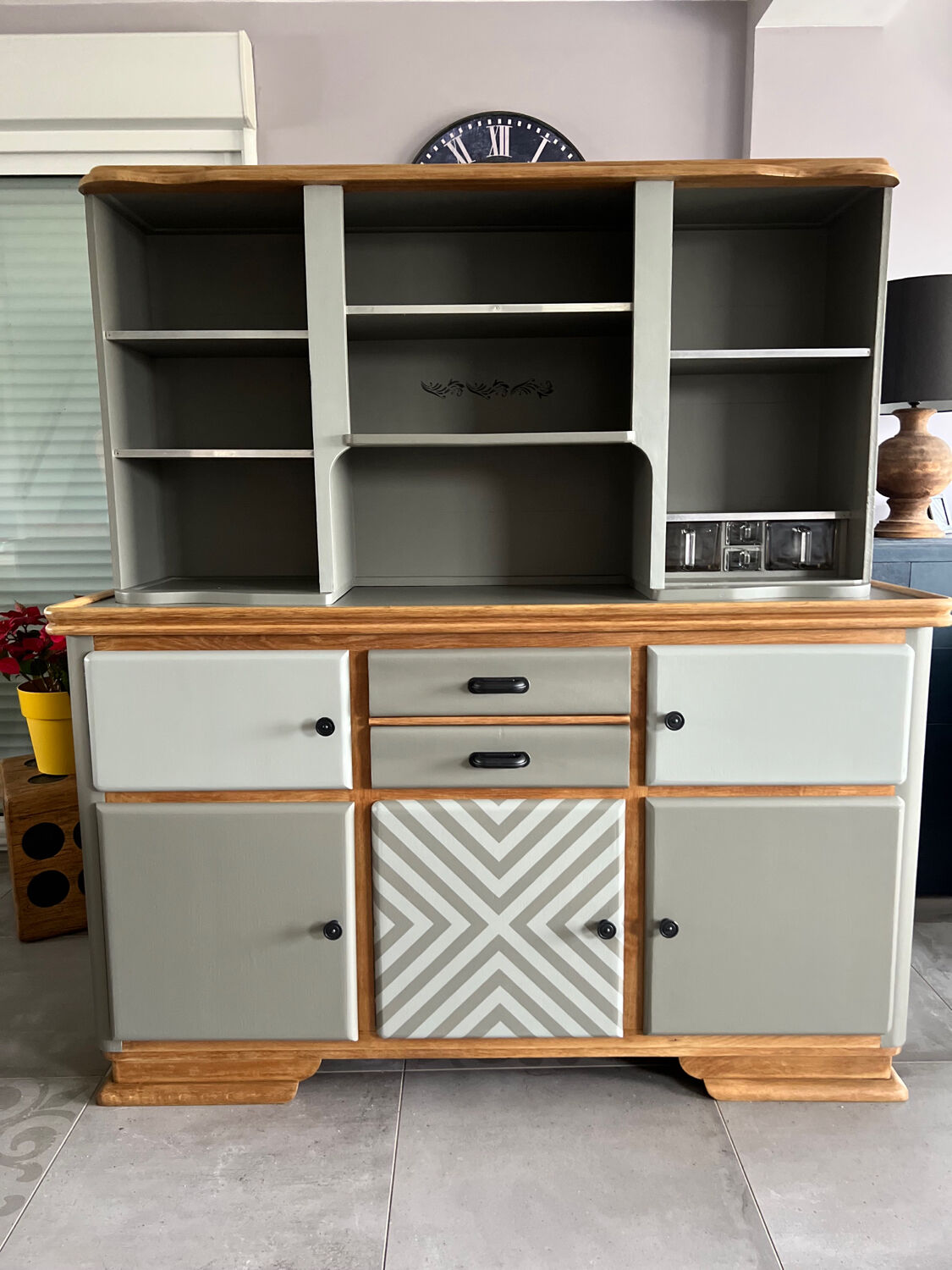 Buffet mado restyled