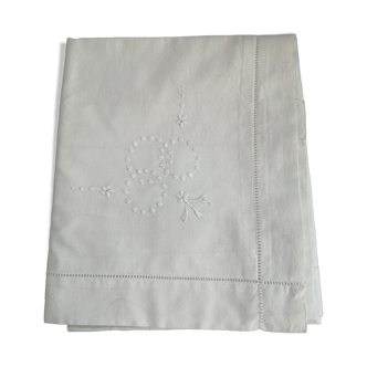 Linen embroidered pillowcase