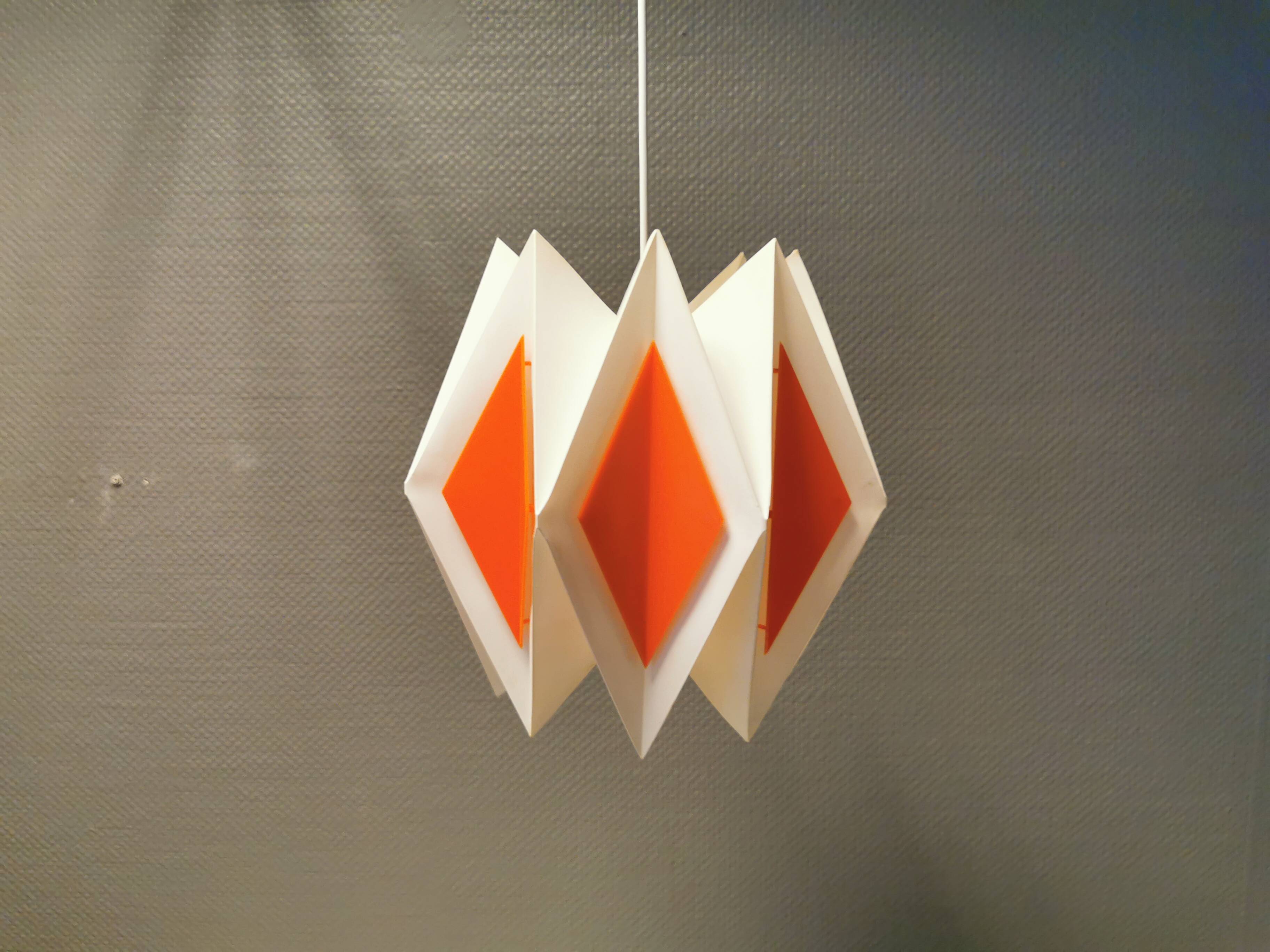 Hanging lamp, designed by Lars E Schiøler, for Hoyrup Lighting 1970s, model Harlequin.