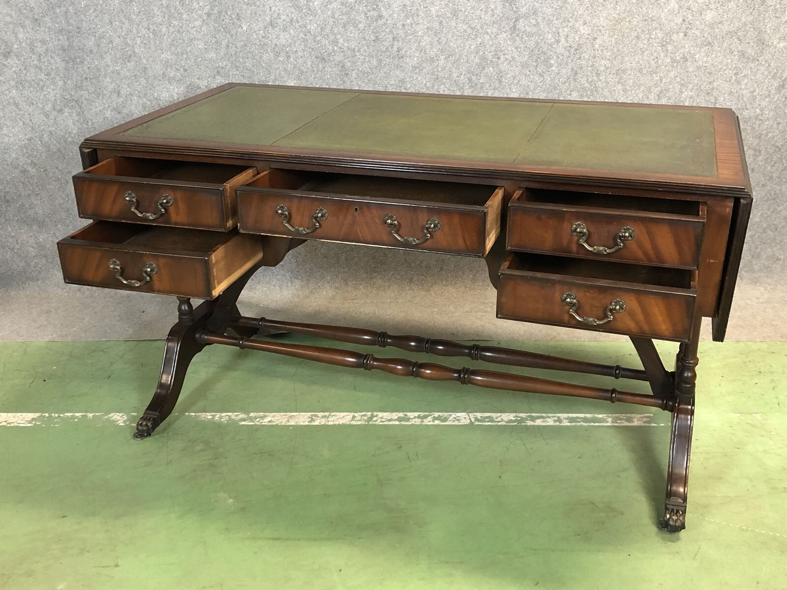 Folding desk English 50s mahogany and leather