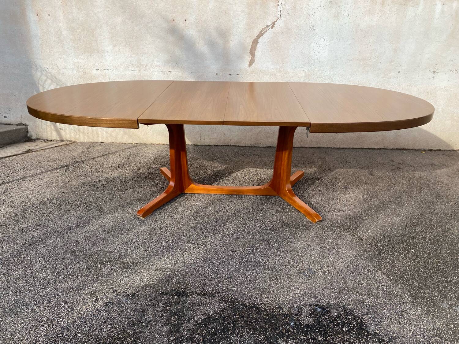 Vintage Baumann table