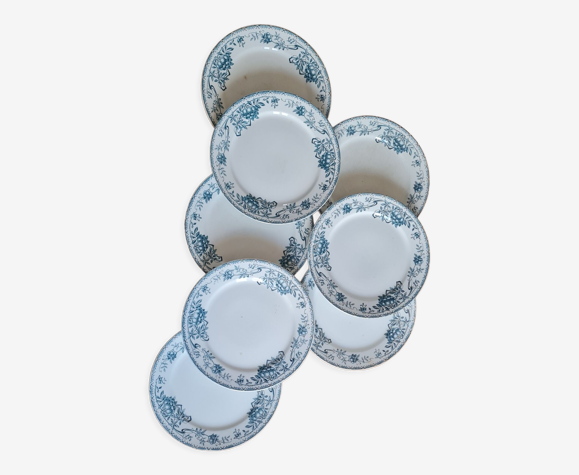 Set de 7 assiettes en terre de fer
