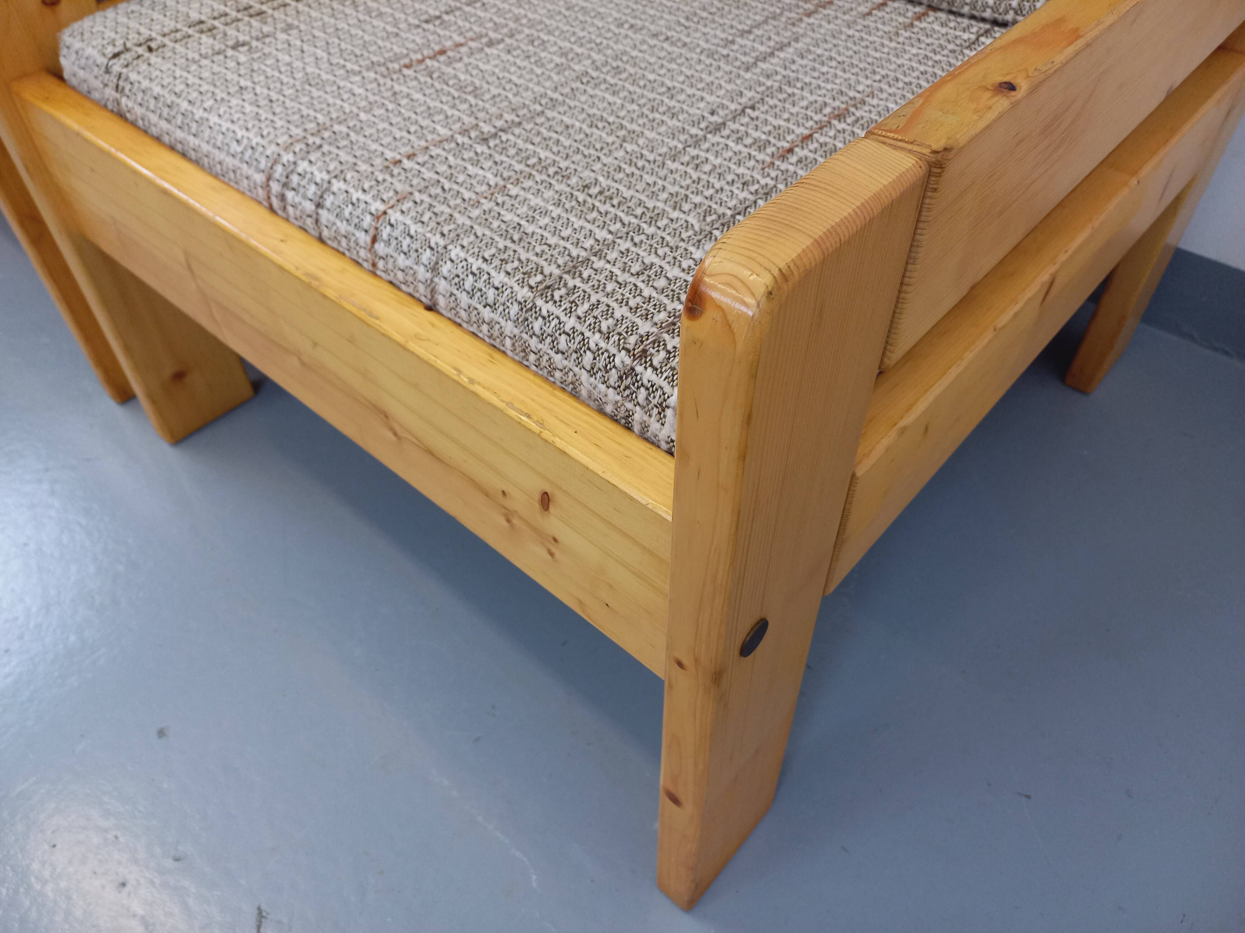 Set of 2 vintage fireside chairs in pine and fabric from the 70s