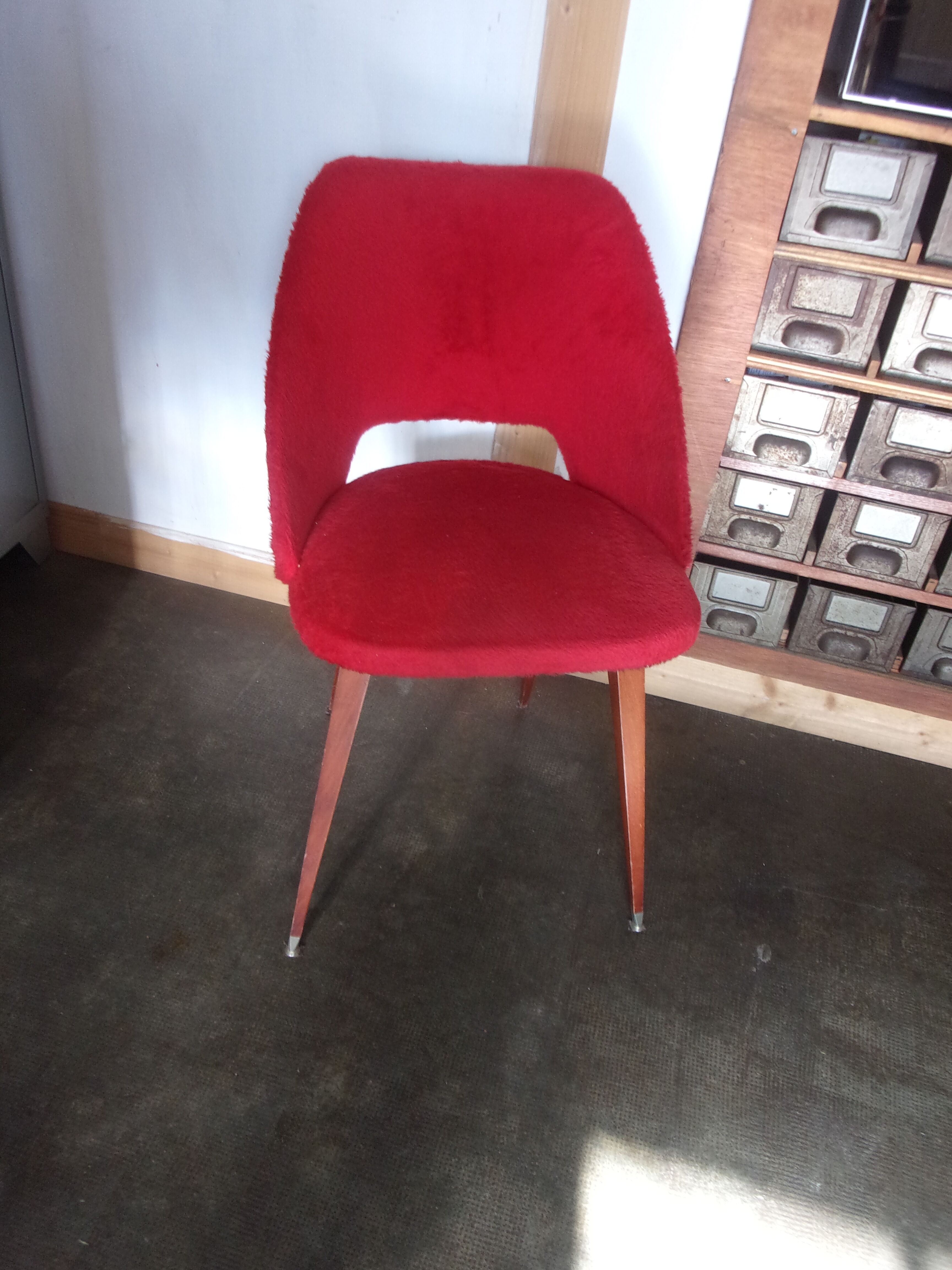 red moumoutte fabric chair 1960