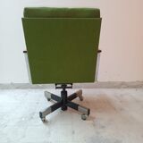 Scandinavian office chair