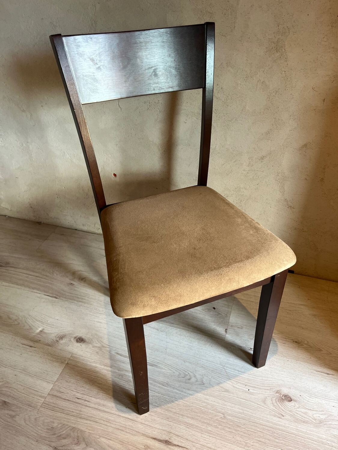 Set of 6 vintage wood and velvet chairs