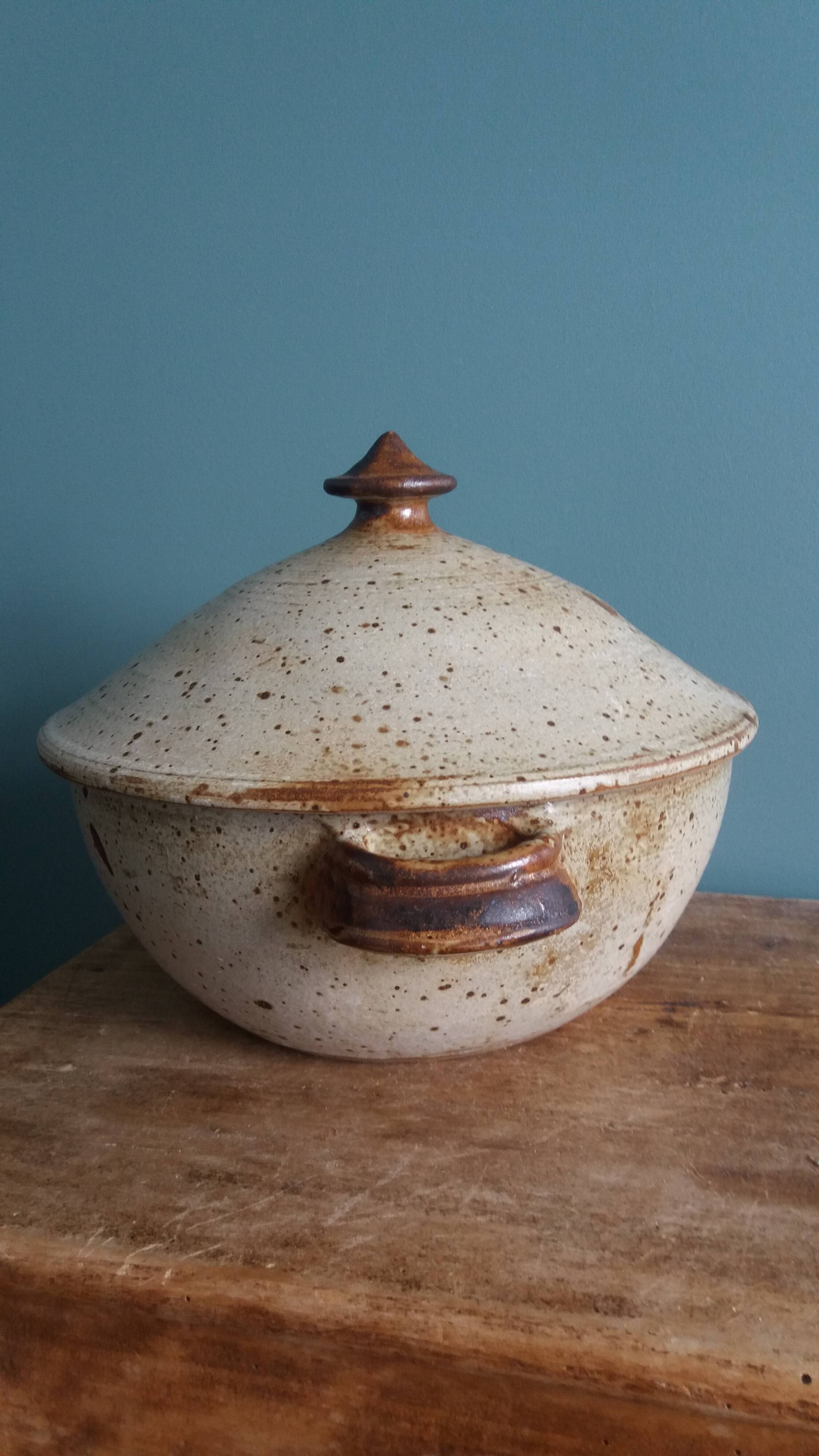 Soup tureen, vegetable dish in Puisaye stoneware signed by Jean-Pierre Prud’homme.