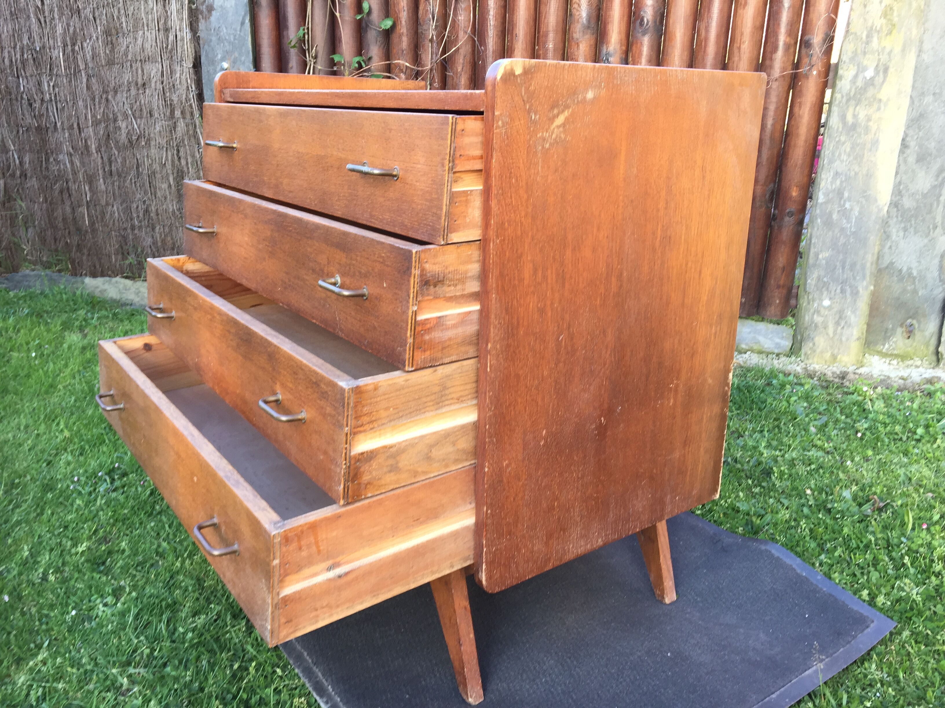 Commode vintage à pieds compas en chêne