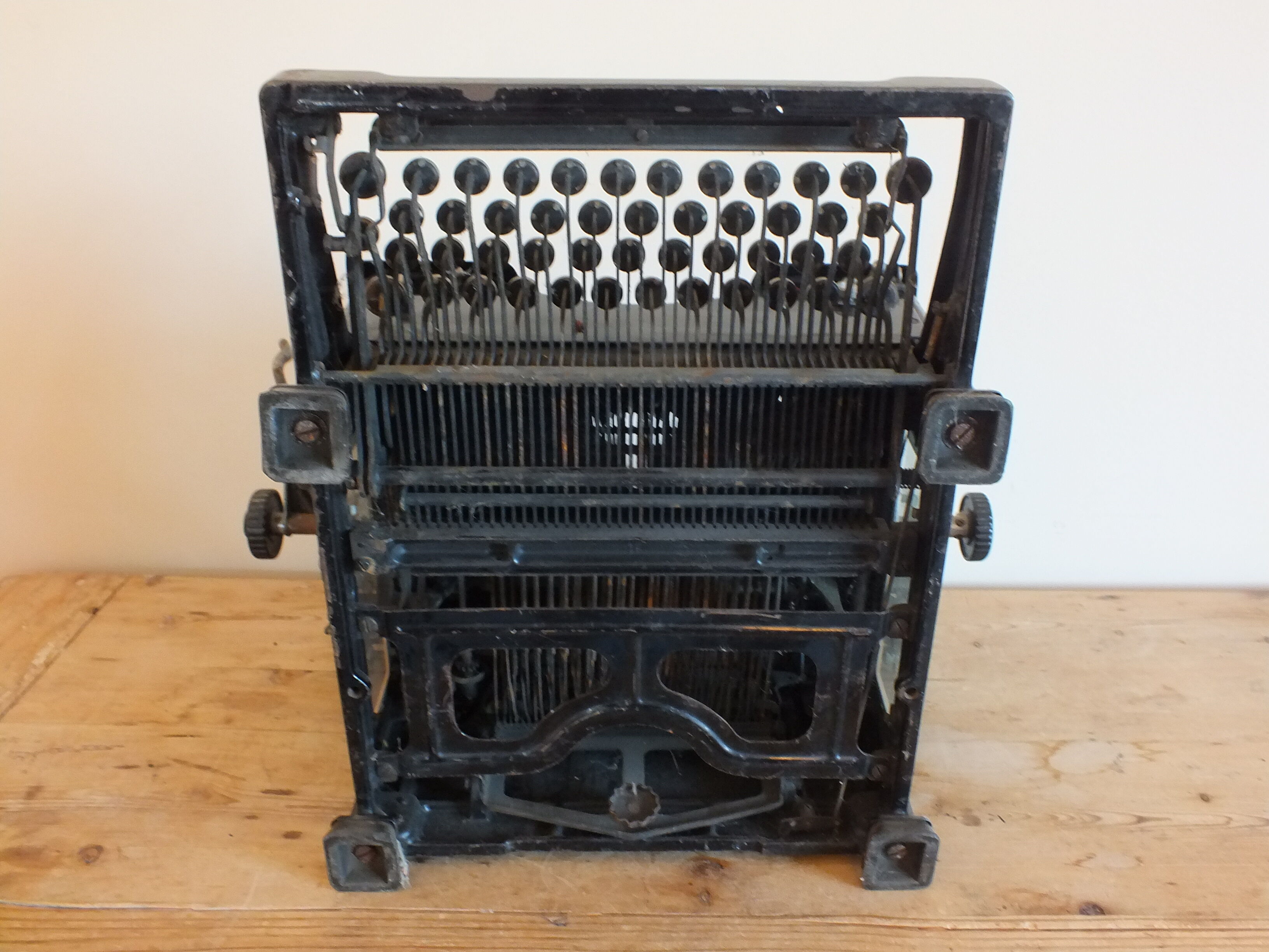 Old Royal USA typewriter circa 1925