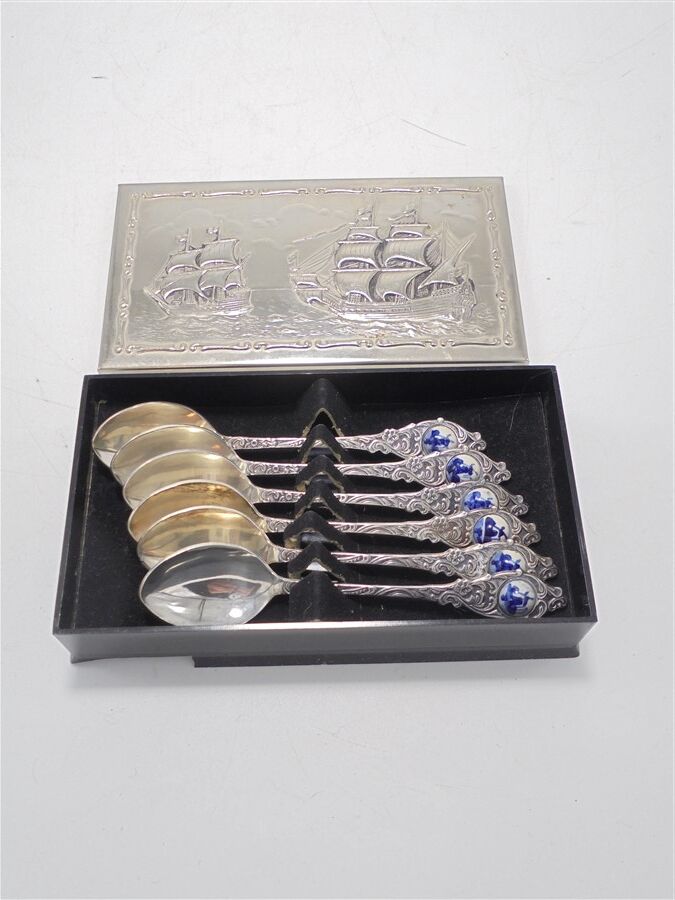 Series of 6 mocha spoons