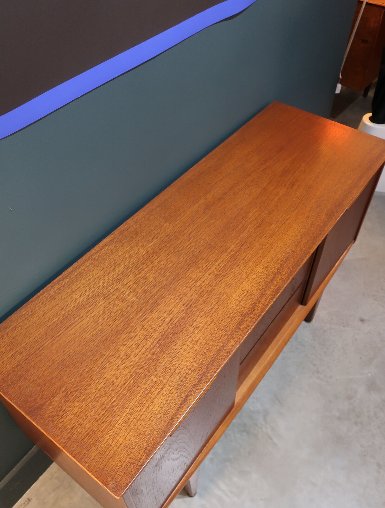 Teak enfilade with 2 sliding doors
