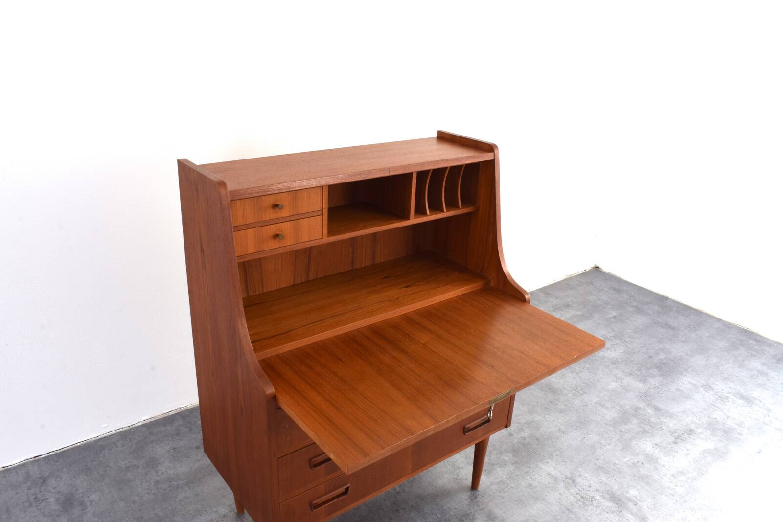 Secrétaire en teck danois du milieu du siècle par Gunnar Nielsen pour Tibergaard, années 1960.