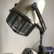 Fauteuil de coiffeur vintage avec casque transformé en lampe
