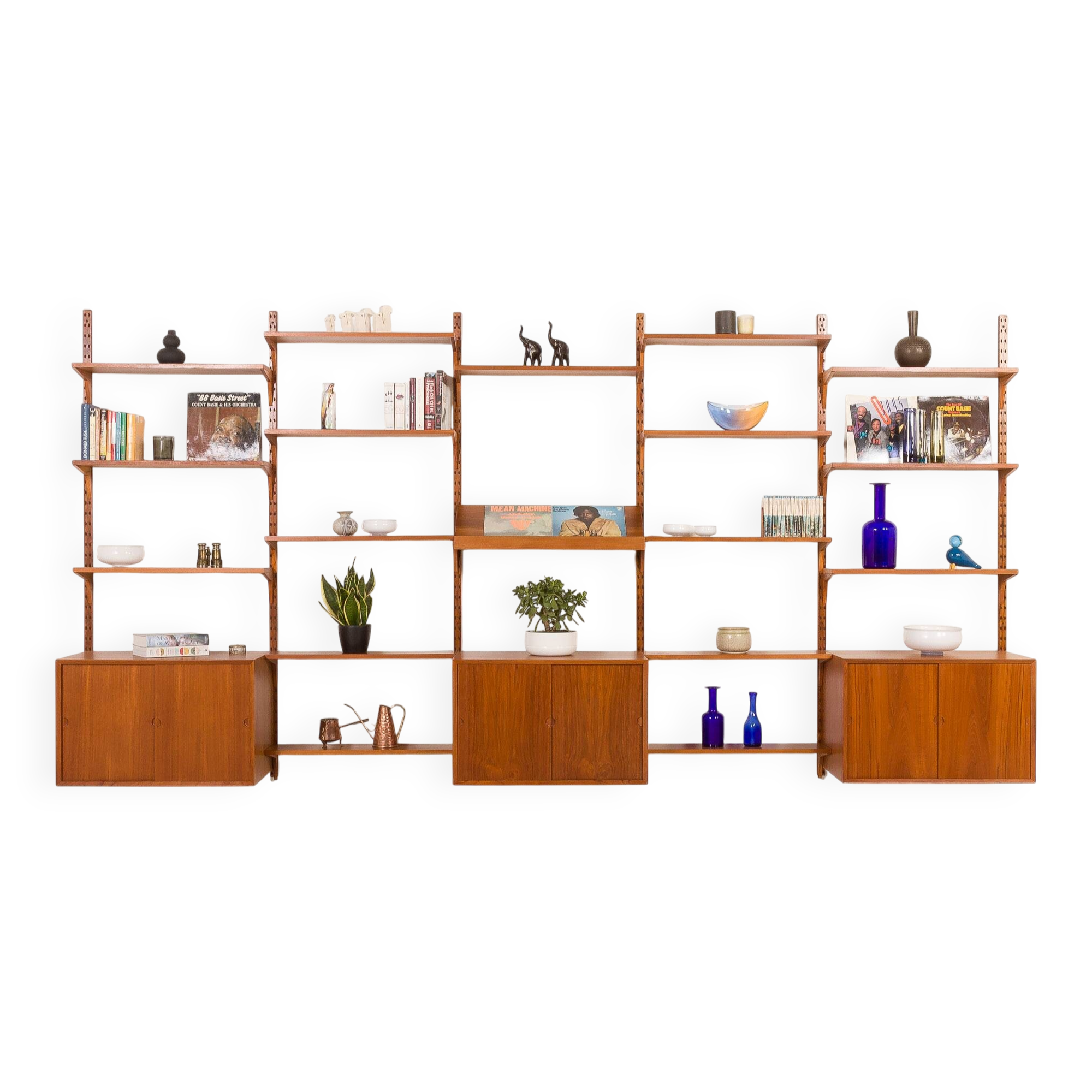 Poul Cadovius extra-large teak wall unit for Cado, 1960s.