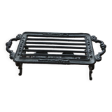 Heated cast iron trivet