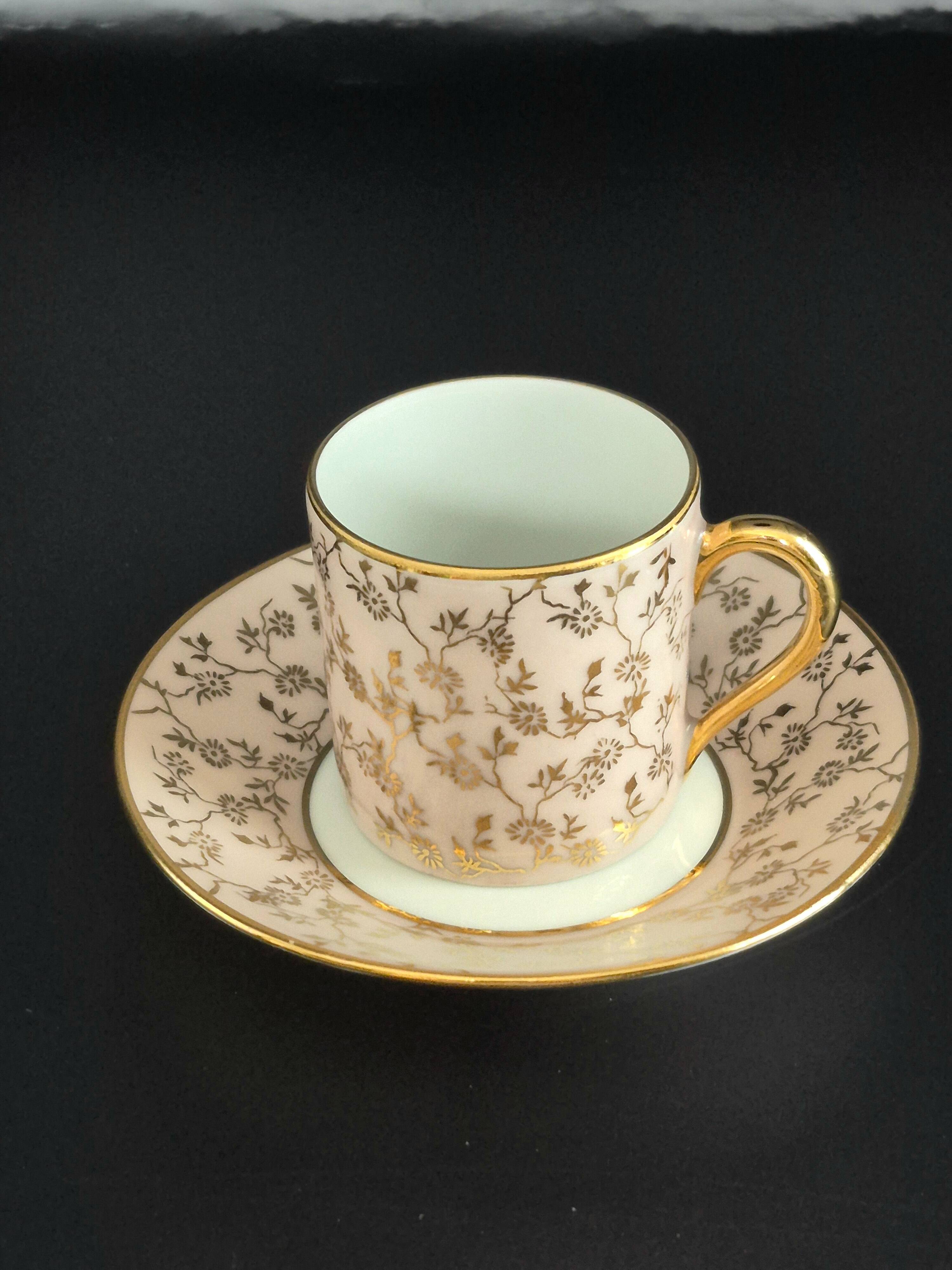 Set of 6 multicoloured moka cups in Limoges fine porcelain.