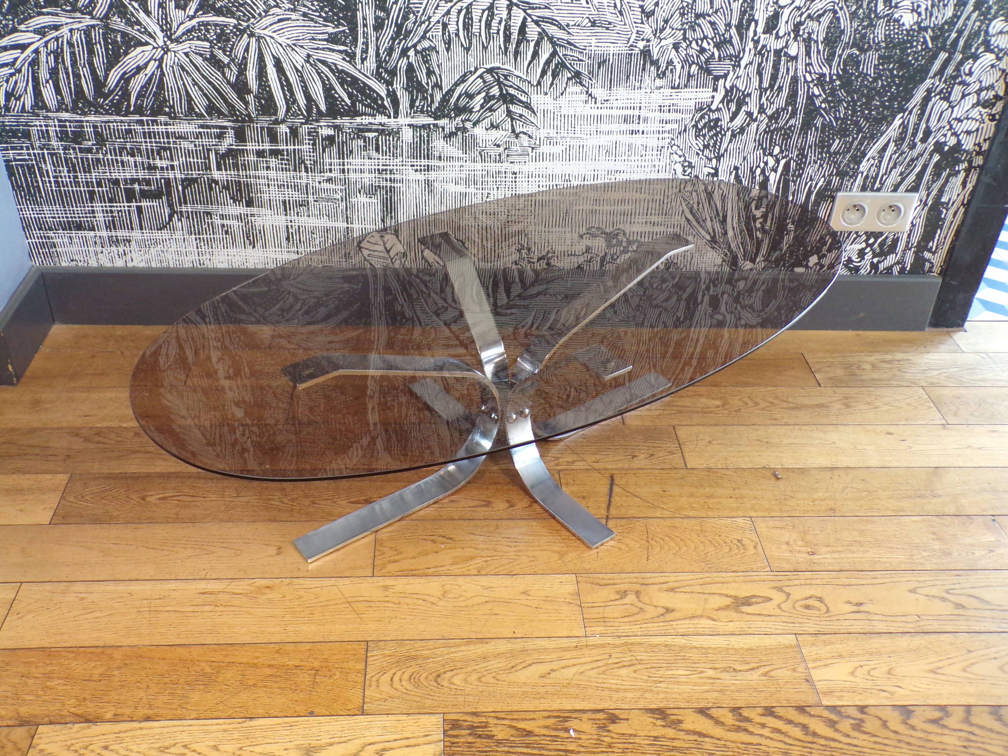 Oval coffee table 1970