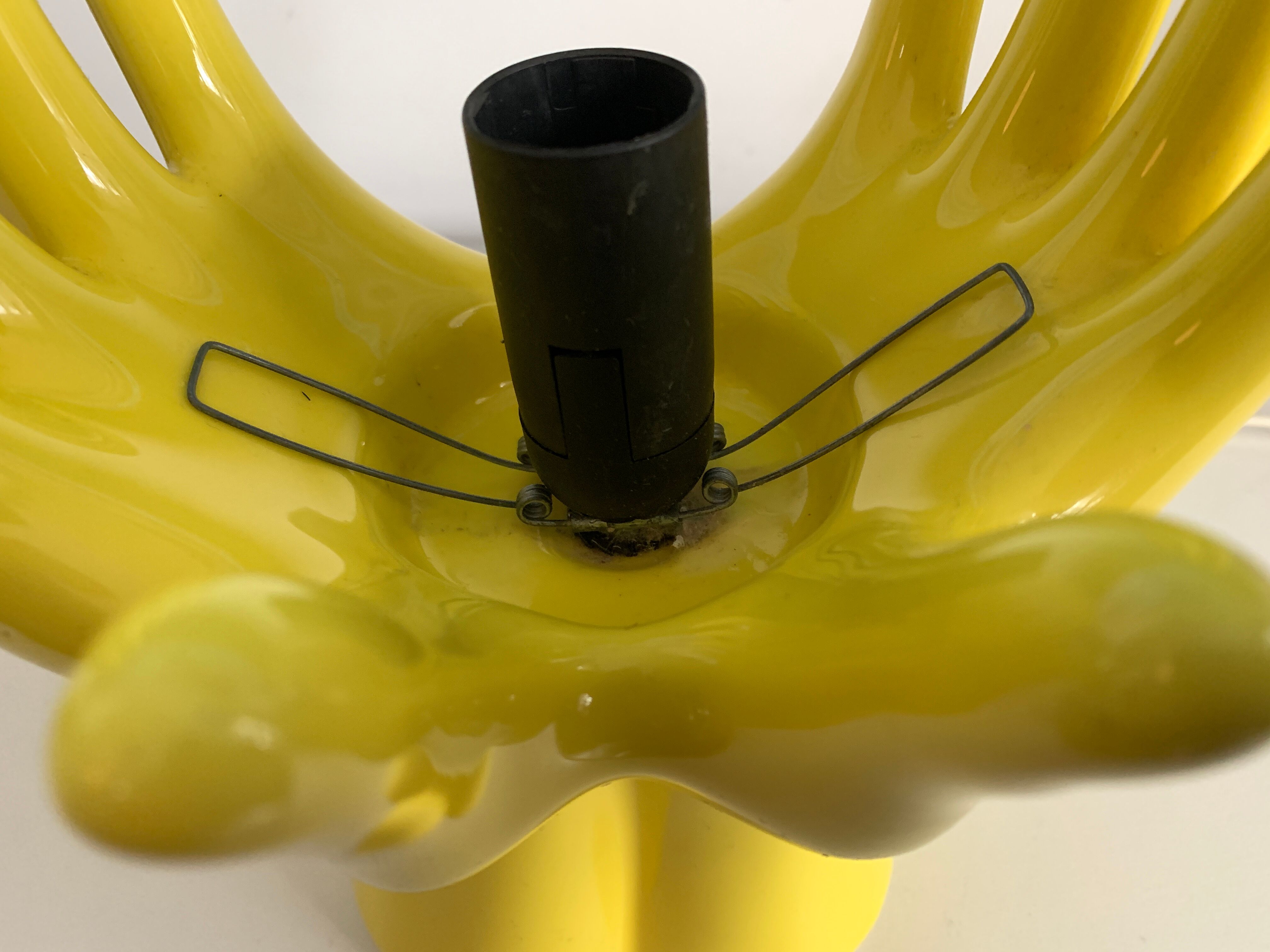 Yellow ceramic hand lamp