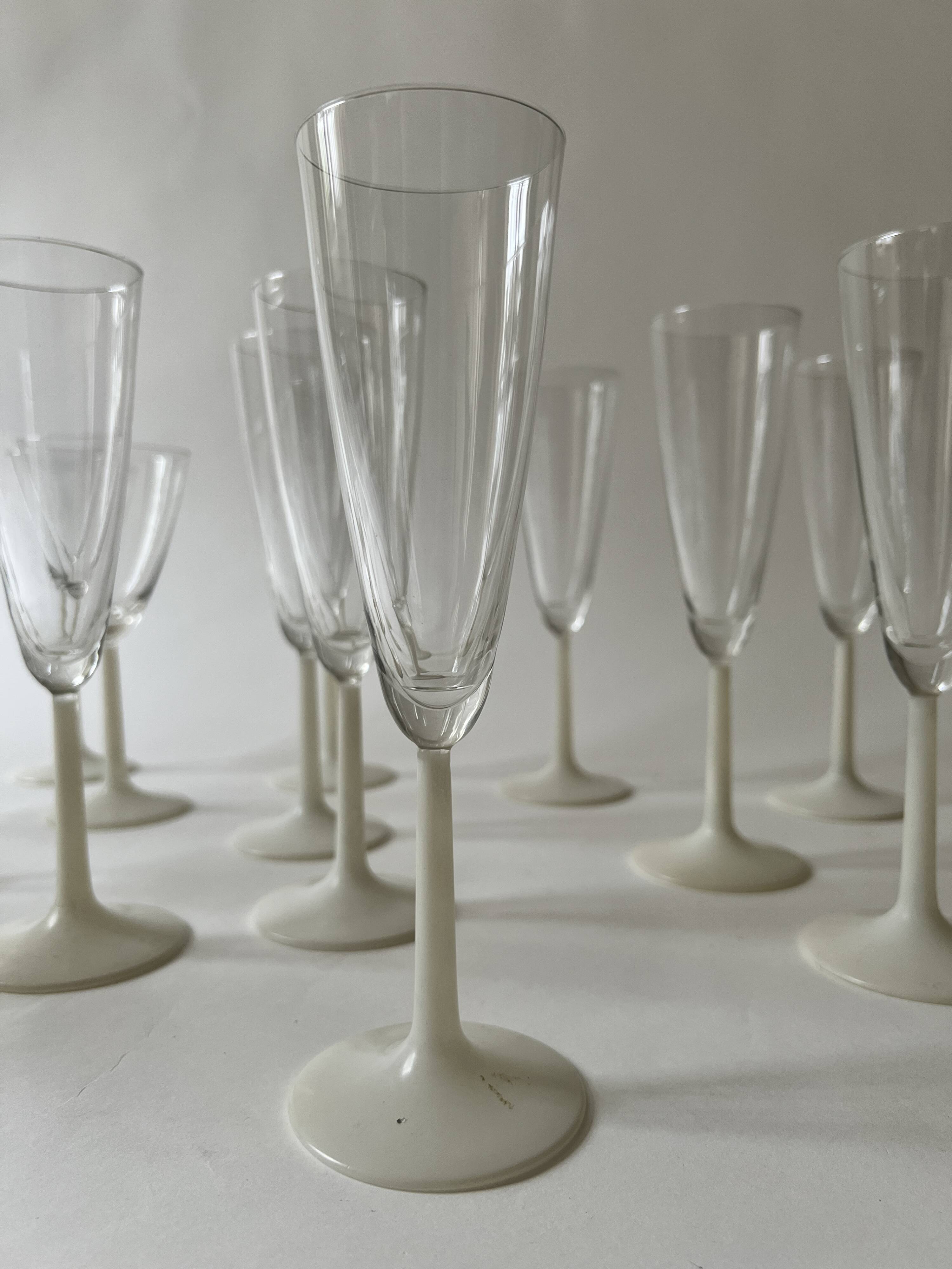 Set of 9 champagne glasses in glass and frosted opaline glass, France 1970