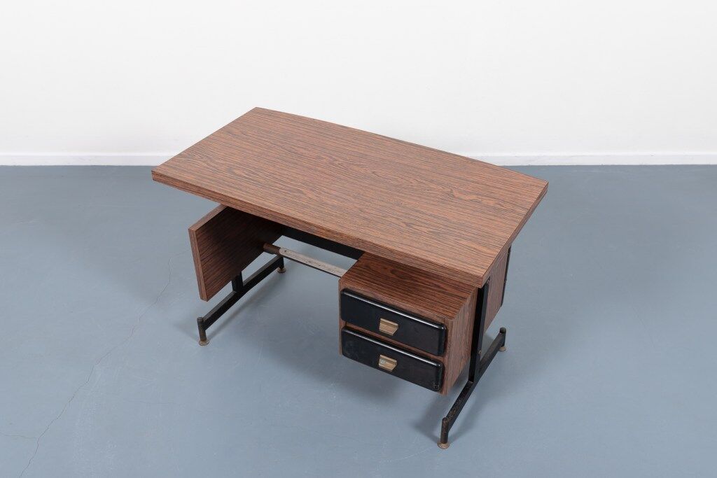 Italian desk with mid-century chair from the 1960s