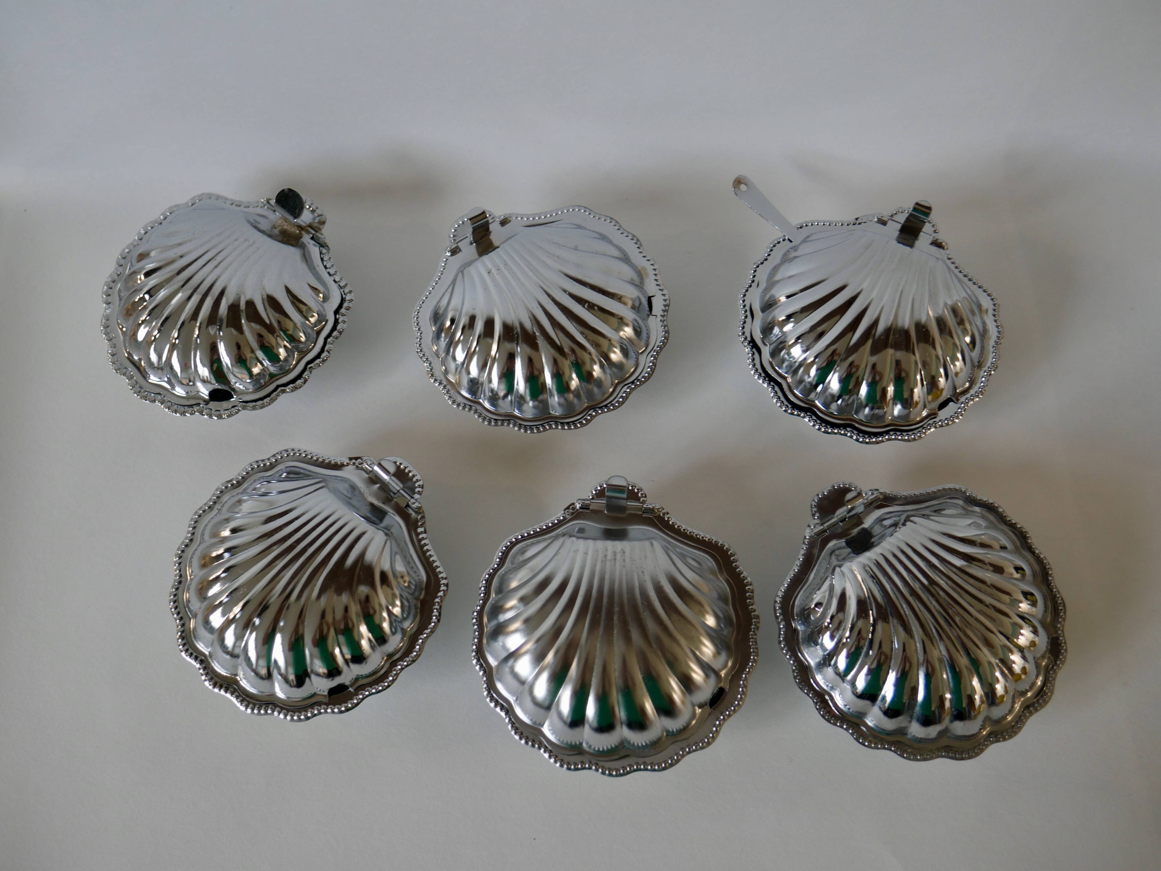 Shell pocket in silver metal from the 60s and 70s
