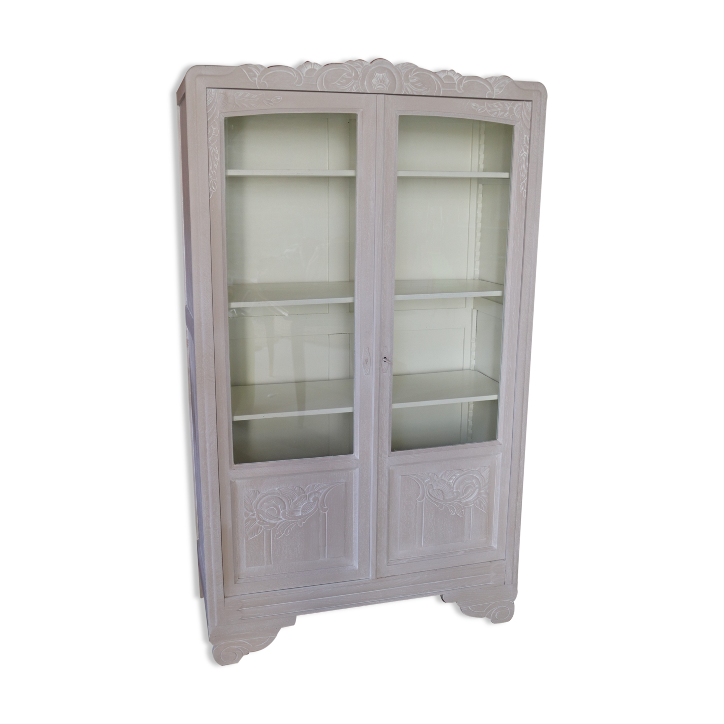 Glass library restyled linen cerusé